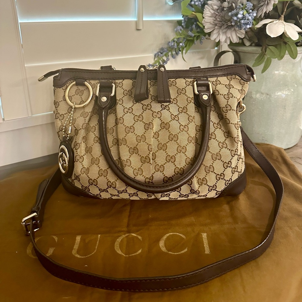 Gucci GG Guccissima Shoulder Tote Bag With Detachable Shoulder Strap